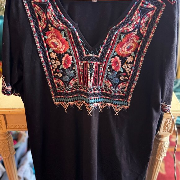 Johnny Was Black Embroidered Tunic Top - Picture 6 of 6